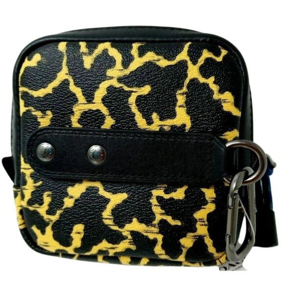 Coach X Disney X Dumbo Hybrid Coated Canvas Coin Pouch Case Converts to Belt Bag - Picture 2 of 6